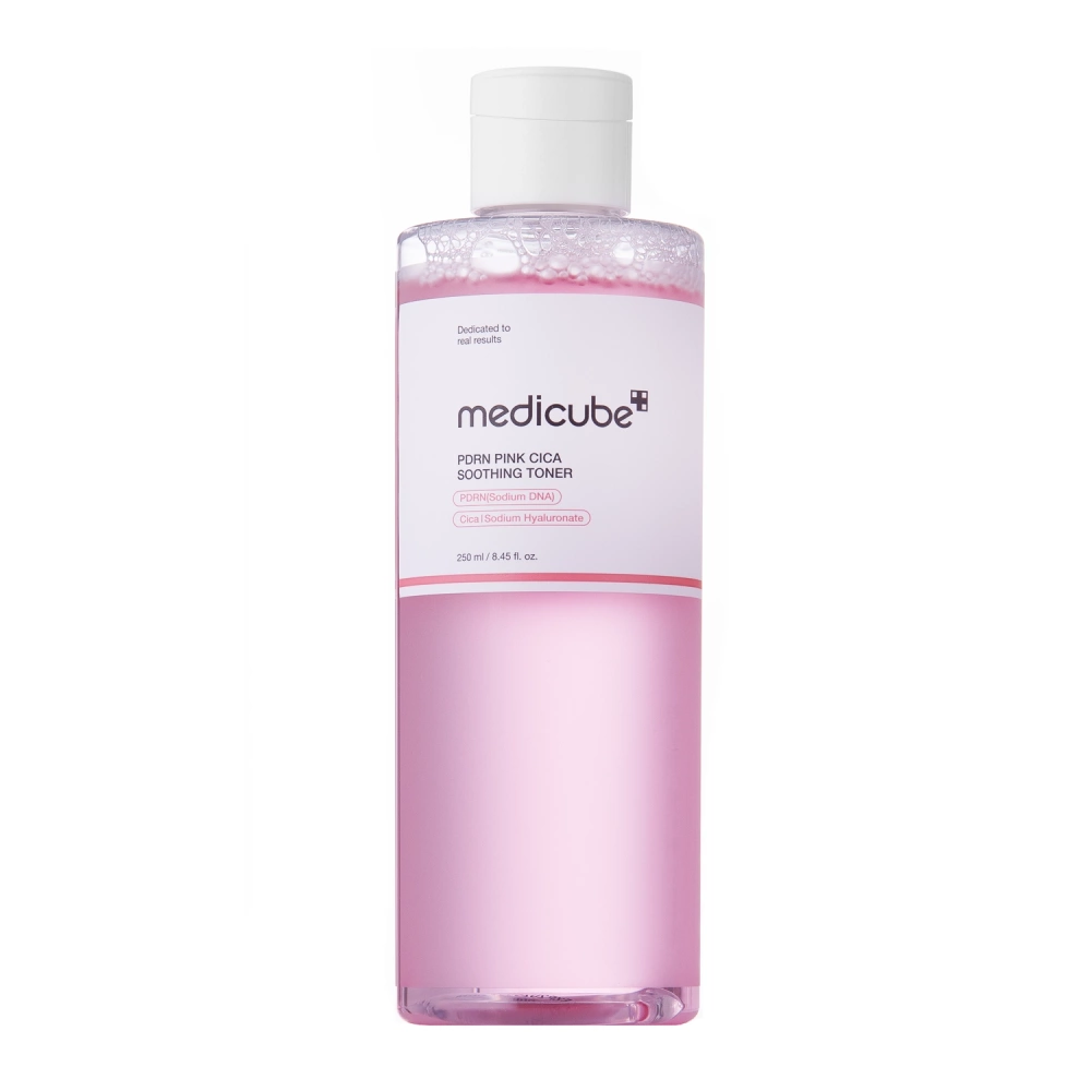 Medicube - PDRN Pink Cica Soothing Toner - Feuchtigkeitsspendendes und aufhellendes Gesichtswasser - 250ml